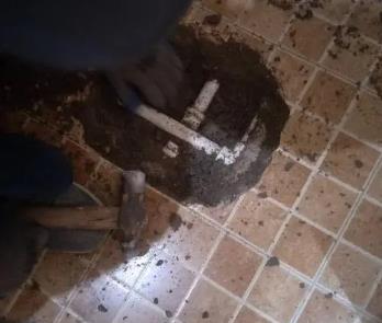 常州卫生间漏水维修公司为您分享下卫生间渗水如何处理及注意事项